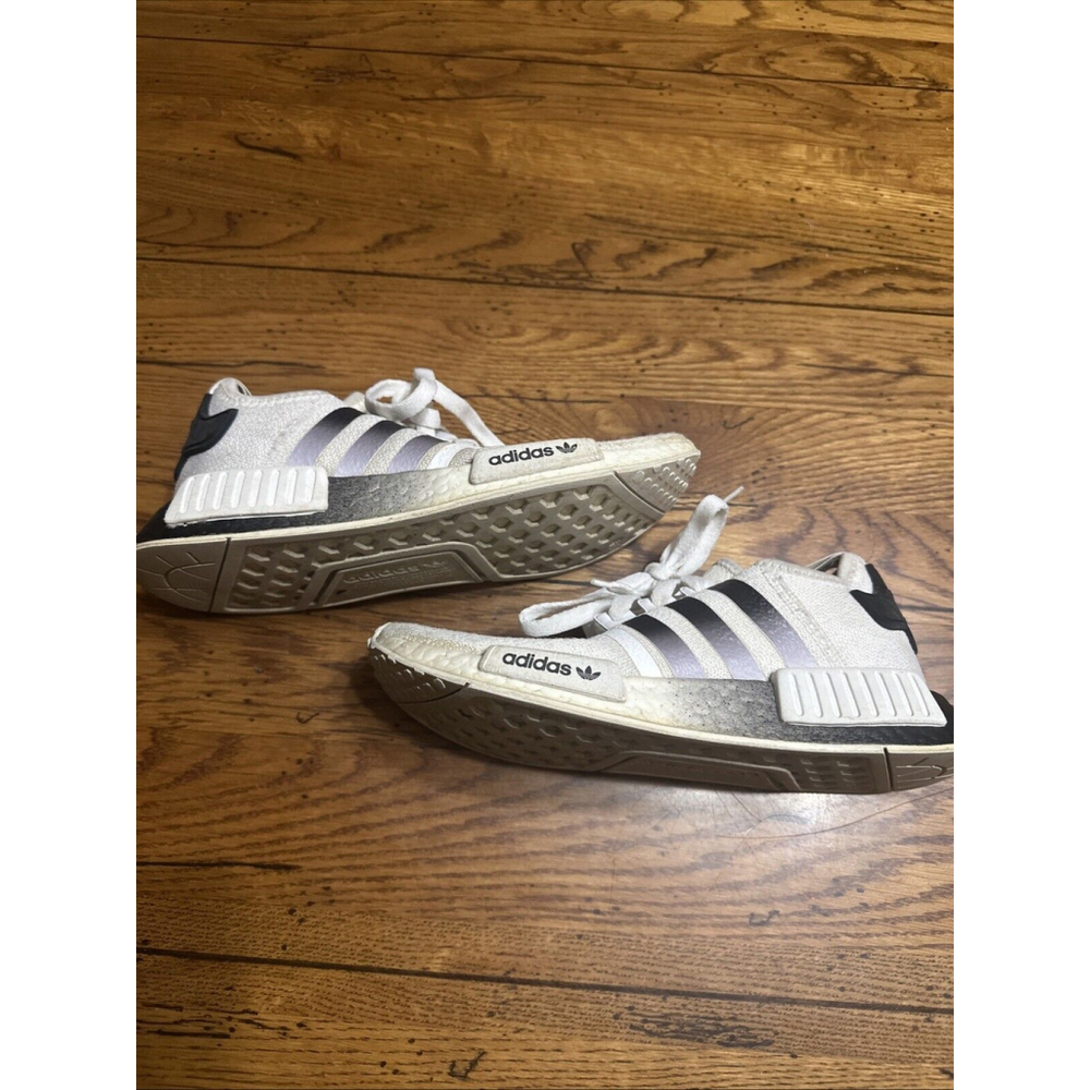 Mens Size 6.5 Adidas NMD R1 White Black Gradient Running Sneakers GX9299
